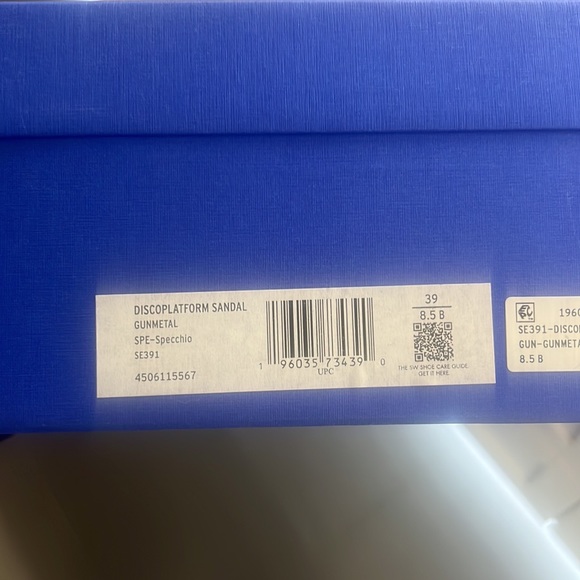 Brand new Stuart Weitzman heels - Picture 6 of 6